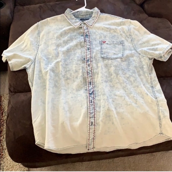 True Religion short sleeve button up - Picture 5 of 5